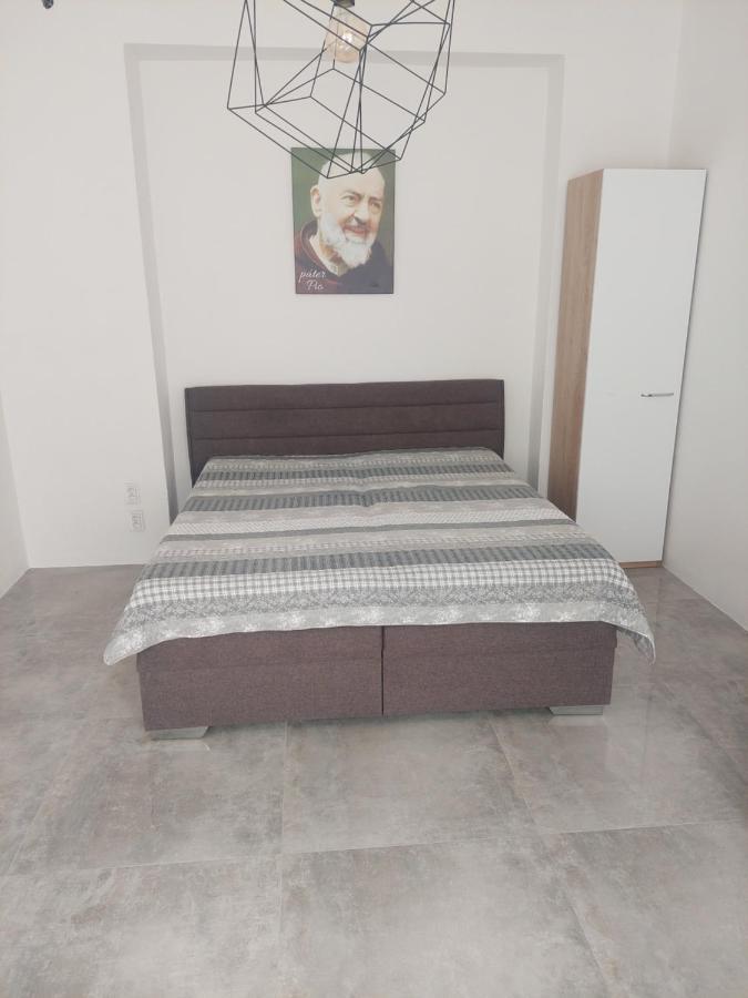 Padre Pio Apartments Family Kosice Ngoại thất bức ảnh